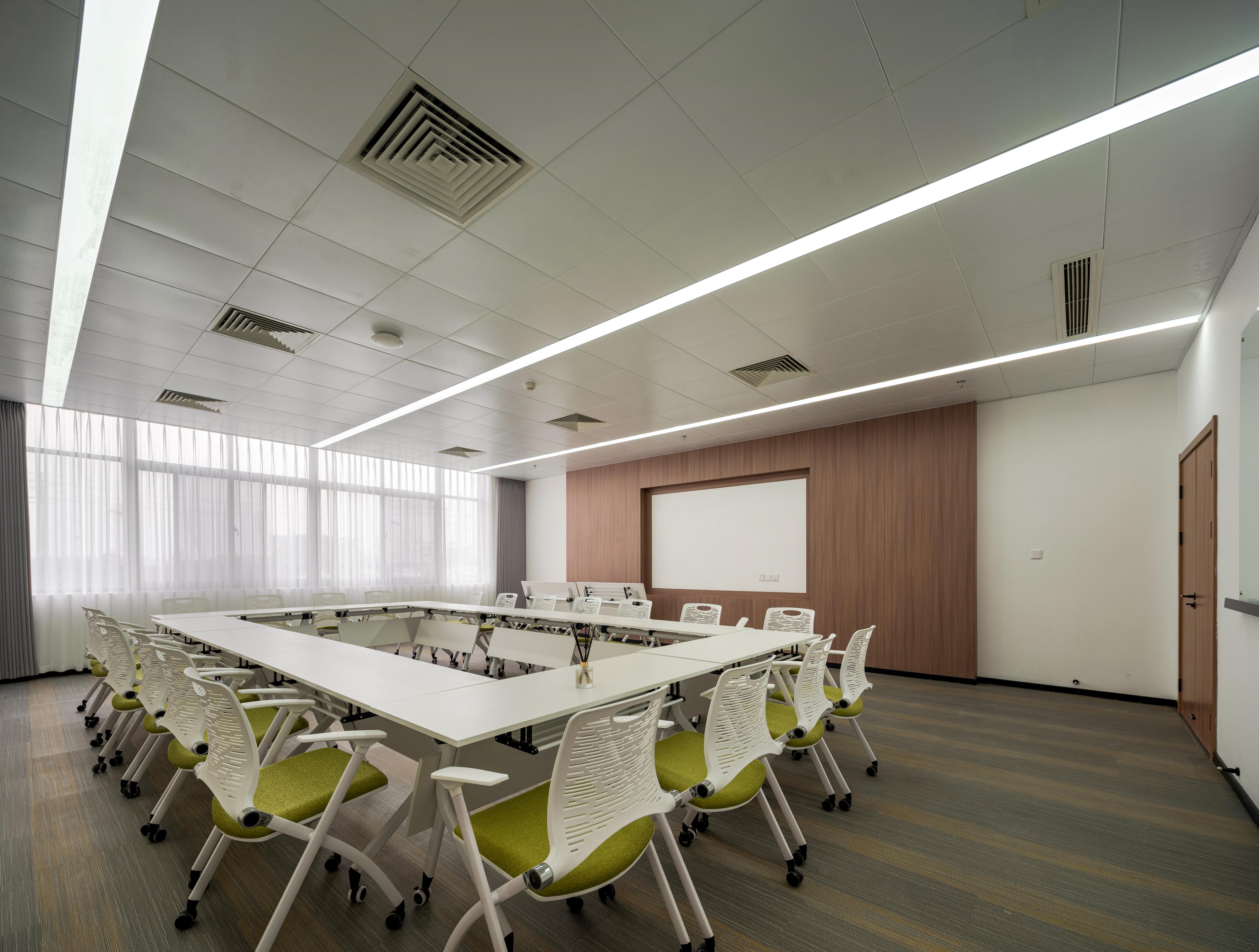 【完工案例】人福醫(yī)藥黃岡總部辦公室裝修完工！(圖7)